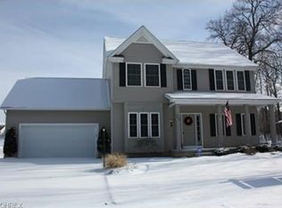 261 Treetop Spur, Akron, OH 44321