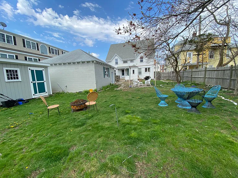 8 Trafford St #2 — Photo 29