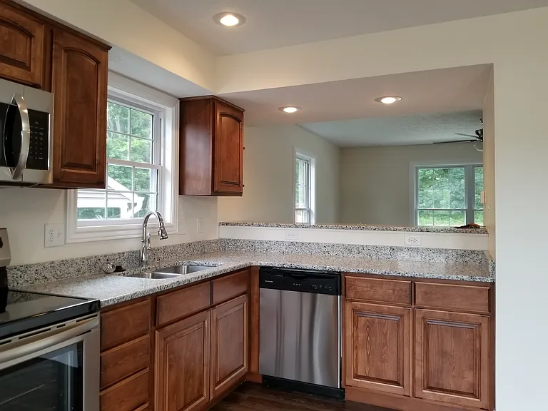 2266 S Samuel Ln — Photo 3