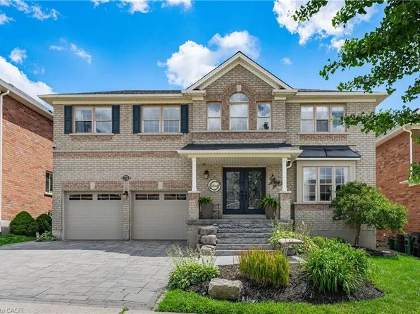 72 Swift Cres, Cambridge, ON N1P 1J9