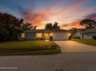 1486 Giles St NW, Palm Bay, FL 32907