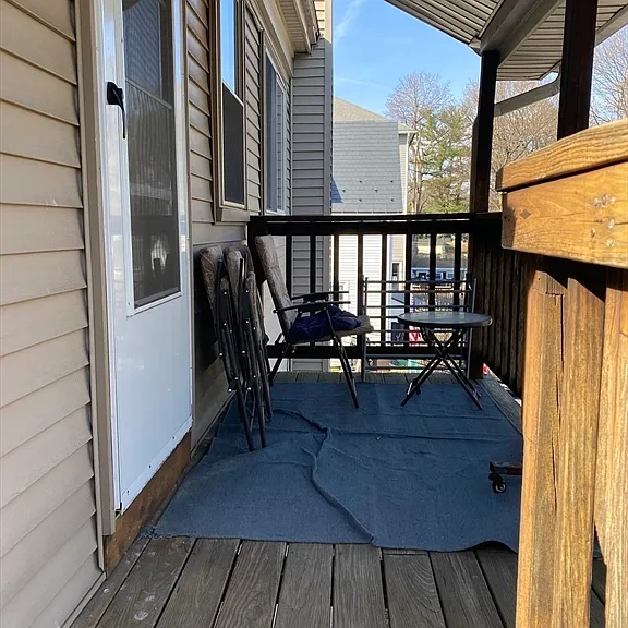 74 Lakewood St #2R — Photo 11