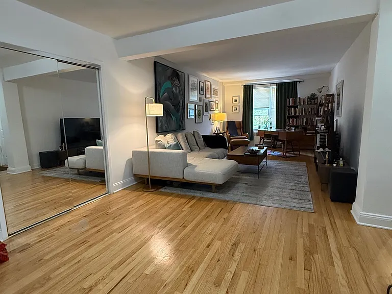 2090 Barnes Ave #3E — Photo 10