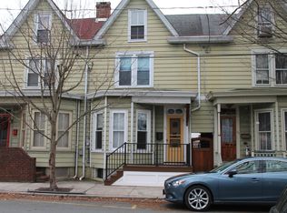 29 Buttonwood St, Lambertville, NJ 08530