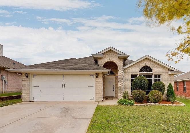 1st image of 4861 Eagle Trace Dr