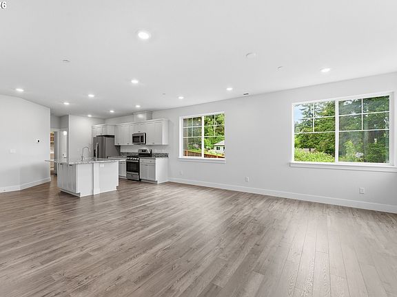 5th image of 14476 SW 165th Ave