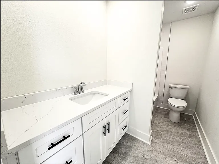 4609 Yukon Dr — Photo 11
