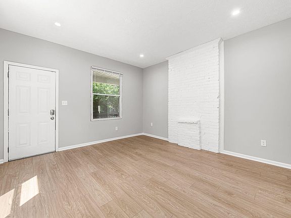 4th image of 1501 Franklin Ave