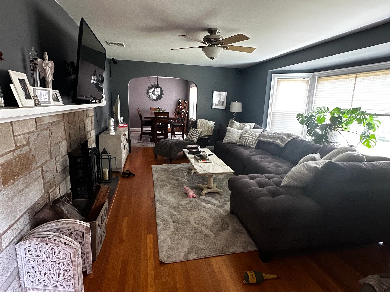 3 bed, 1619 sqft, $3,600 — Photo 2