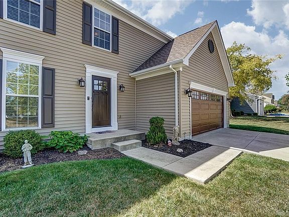 2nd image of 3491 Queen Victoria Ct