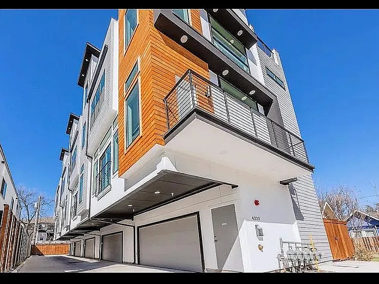 1st image of 4223 Delano Pl #104