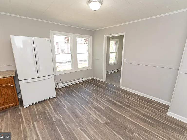 1507 Race St — Photo 16