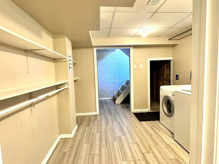 19 Westchester Rd #BASEMENT — Photo 3