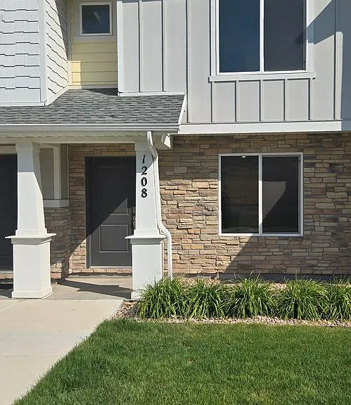 1208 W Summit Ridge Pkwy — Photo 29