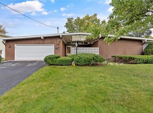 7646 Villa Maria, North Syracuse, NY 13212