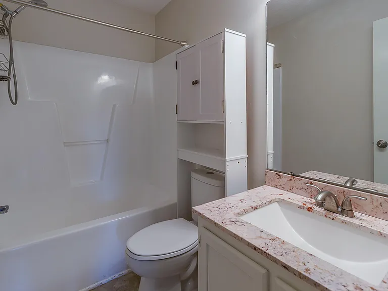 805 Penncross Dr — Photo 21