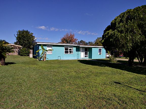 5th image of 1650 W Waycross Cir