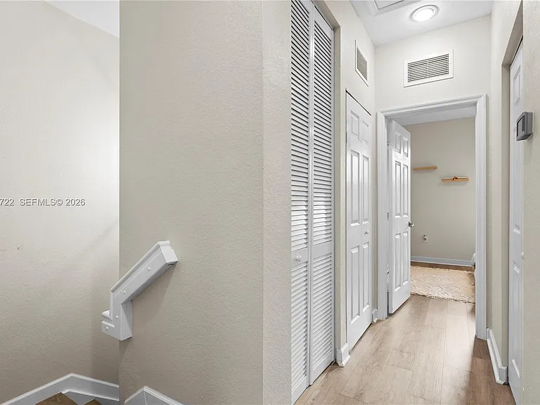 3209 SE 4th Ct #3209 — Photo 18