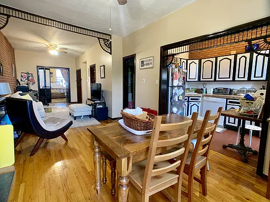 Rented by Highline Residential | media 1