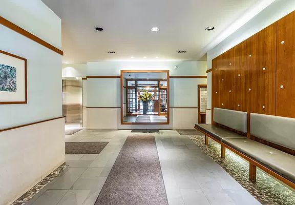 5th image of 120 E 90th St APT 4G