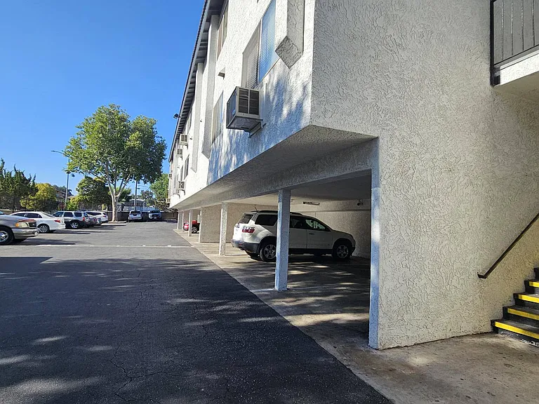 Alturas Paso Robles Apartment Homes — Photo 19
