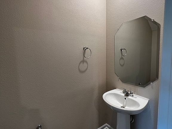 5th image of 238 Mustard Hill Ct