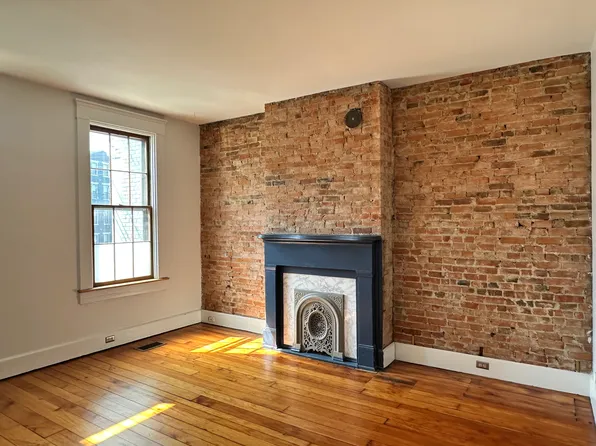 402 Liberty Hl #1, Cincinnati, OH 45202