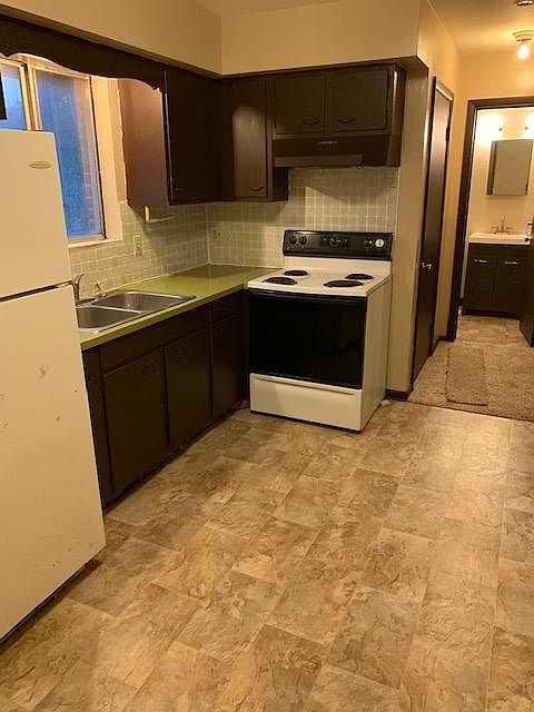 1st image of 310 E Larwill St #4