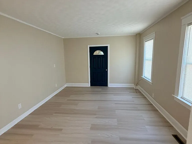 7 Brook St #MAIN — Photo 11