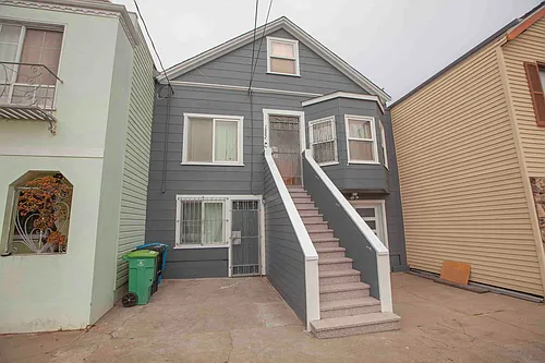1882 Donner Ave Photo 1
