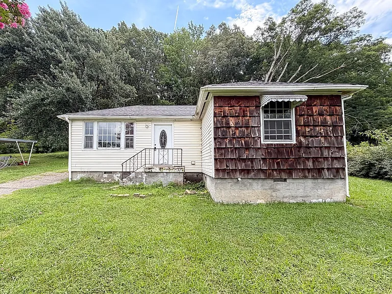 224 Beech St — Photo 4