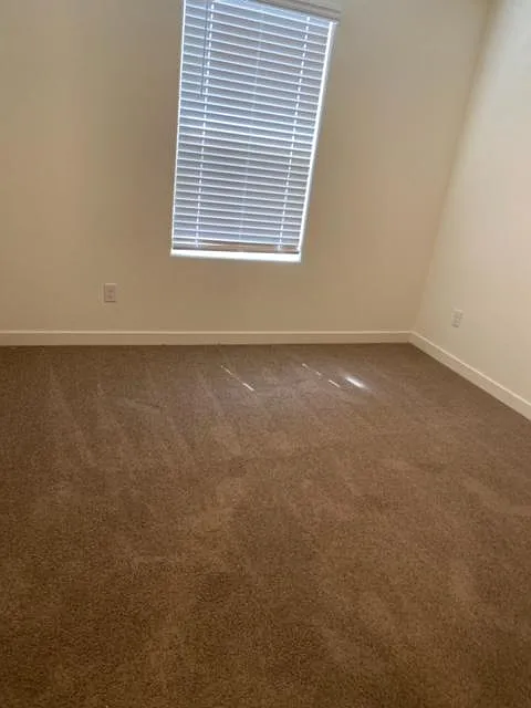 380 Shafer Ave — Photo 4