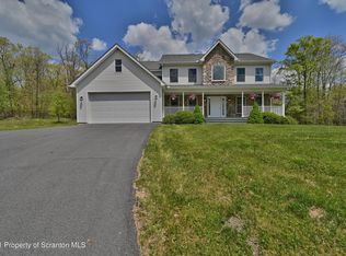 104 Windsor Way #L-68, Moscow, PA 18444