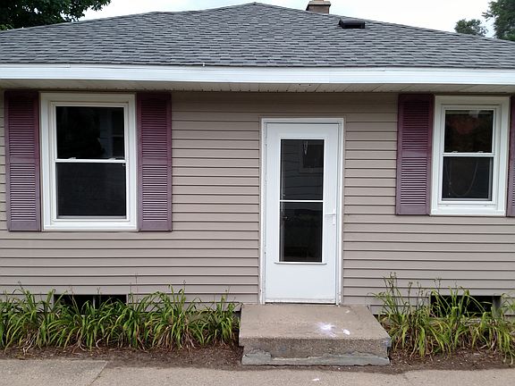 3rd image of 3710 Hazelwood Ave SW