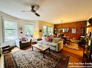 256 Aspinwall Ave #1, Brookline, MA 02445