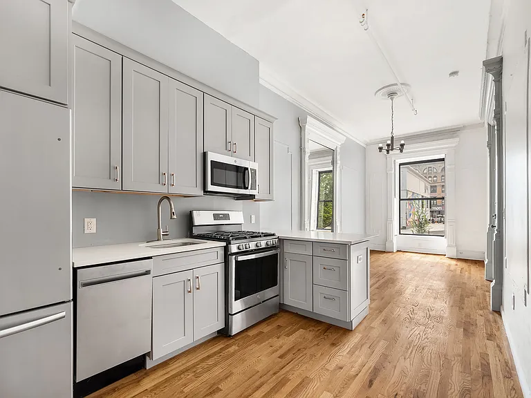 151 W 126th St #PARLOR — Photo 2
