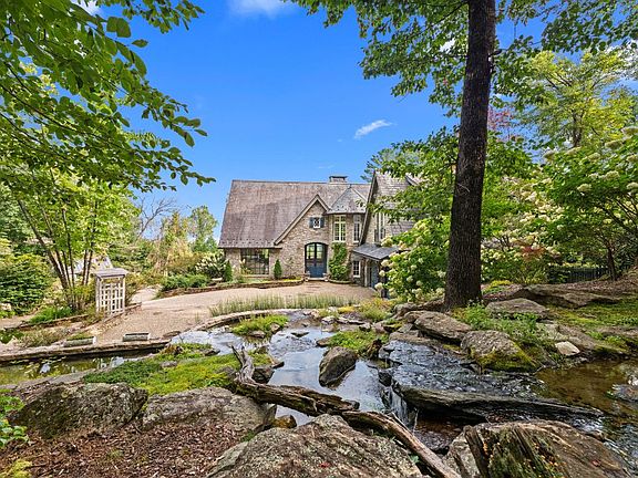 15th image of this home