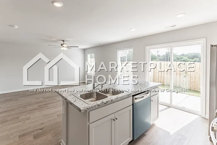 4131 Hudson Ct — Photo 6