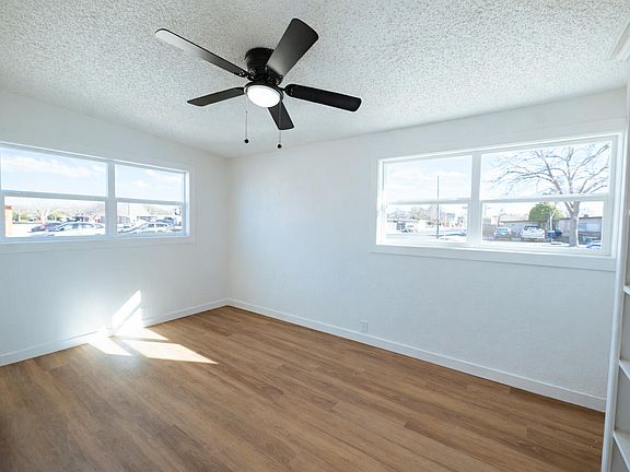4th image of 2802 65th St