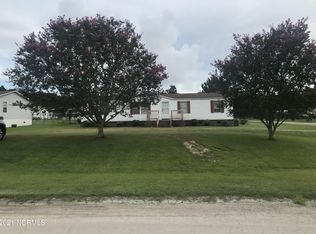 113 Bay Landing Rd, Cedar Pt, NC 28584