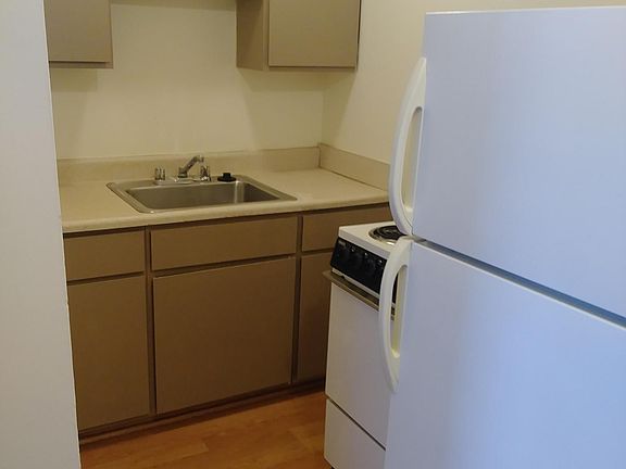 4th image of 3295 Coolidge Hwy APT 4
