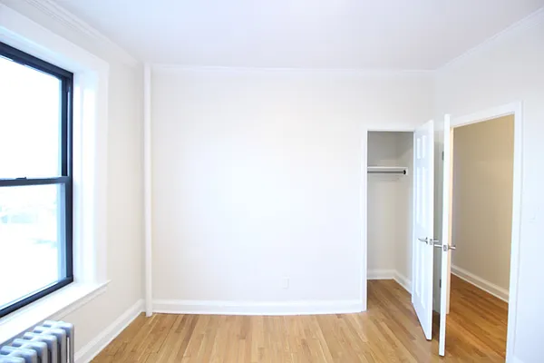 Rented by Kian Realty | media 10