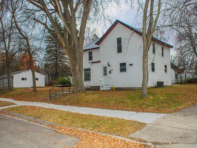 302 9th Ave E, Alexandria, MN, 56308