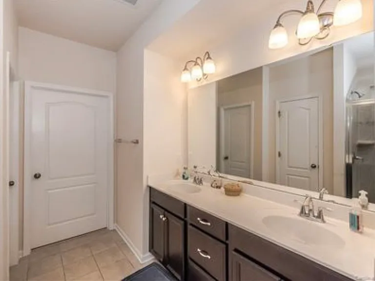 1525 Deer Meadows Dr — Photo 12