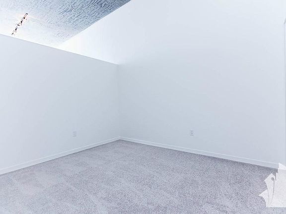3rd image of 1343 S Wabash Ave #1612