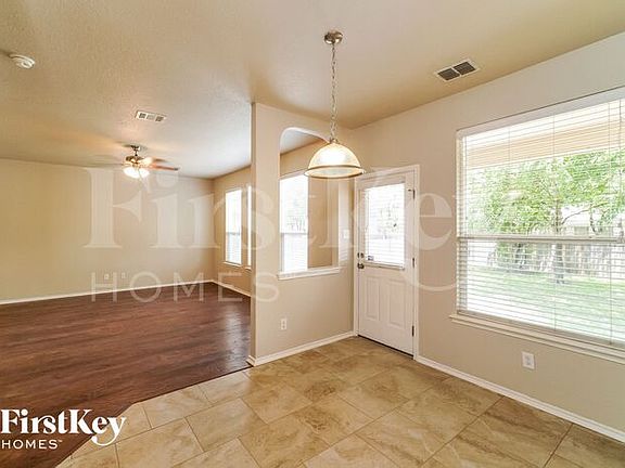 5th image of 12055 Texana Cv