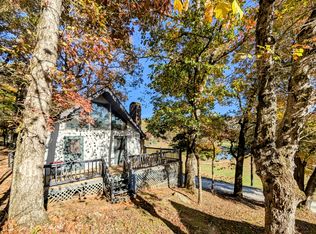 155 Chalet Village Ln, Dillard, GA 30537