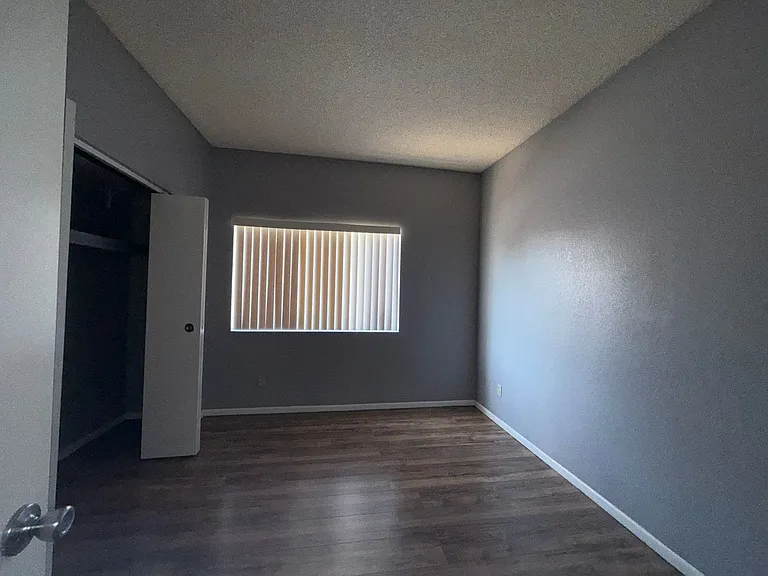 2839 E Le Marche Ave #15 — Photo 10