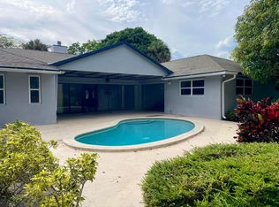 466 Lyons Rd #466, West Palm Beach, FL 33411