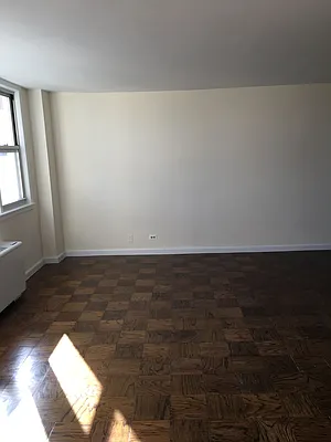 Rented by City & Suburban | media 21